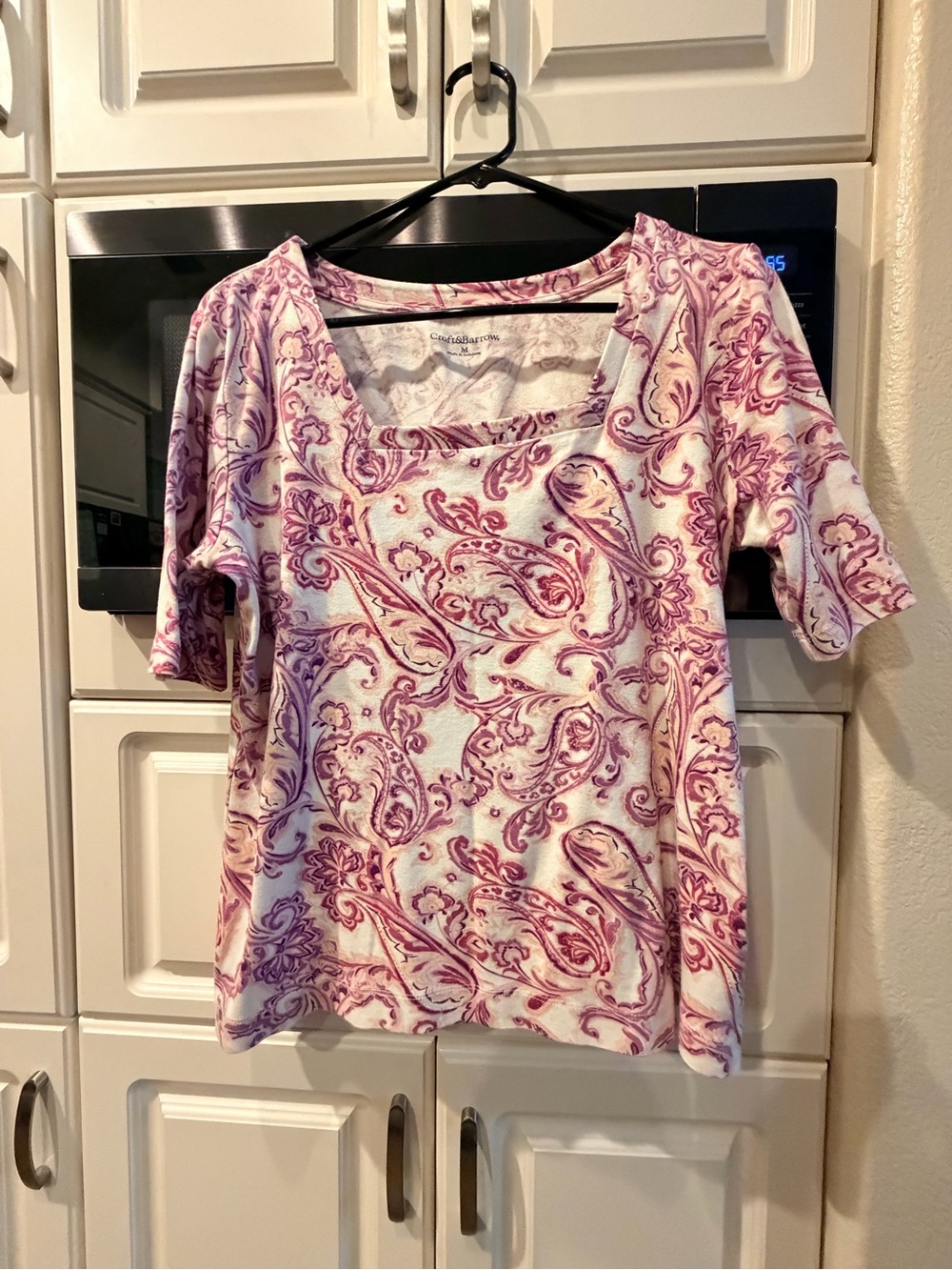 croft & barrow Purple Paisley Short Sleeve Scoop Neck Top